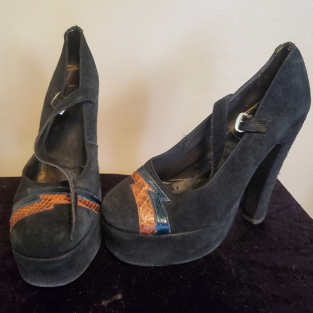 RARE VINTAGE FOX AND FLUEVOG HEELS